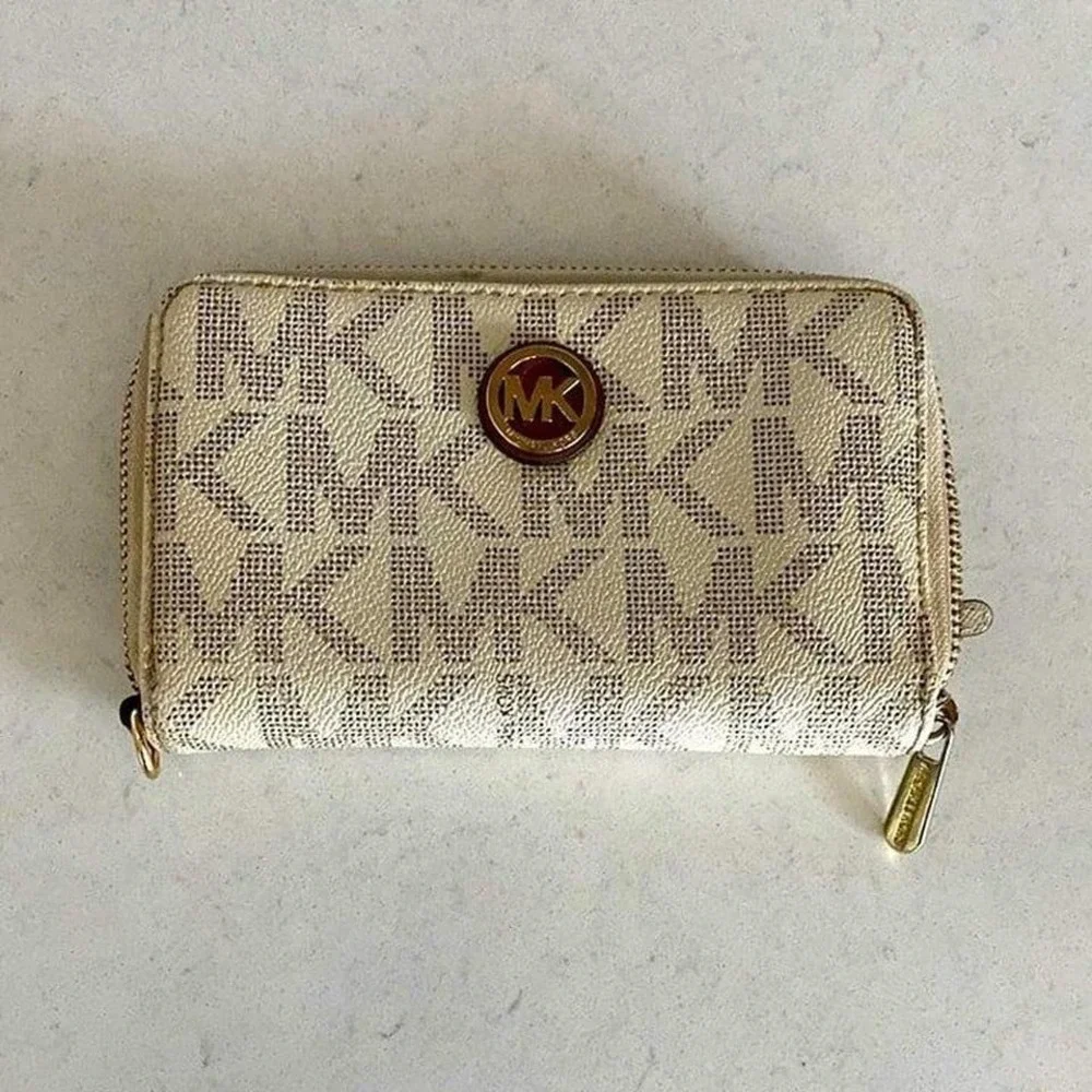 MICHAEL Michael Kors Jet Set Travel Continental Wallet Wristlet